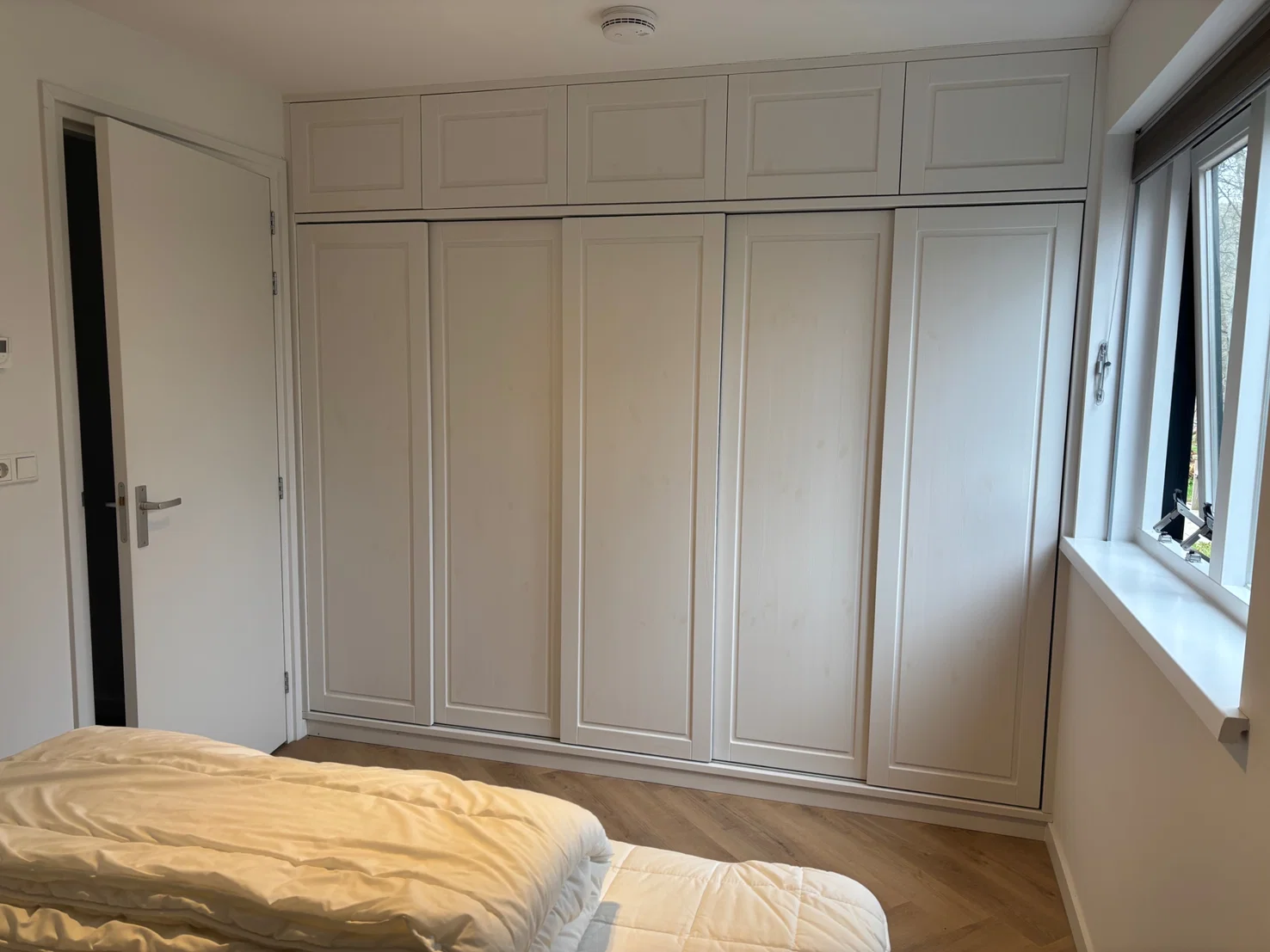 Kastenwand in de slaapkamer